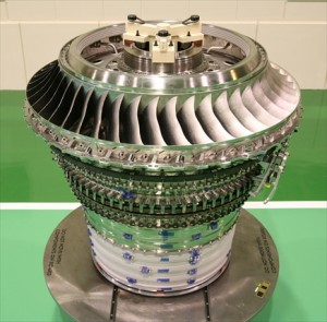 ①トレント1000エンジンの 中空圧縮機モジュール