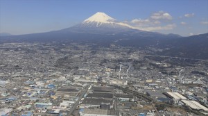 ①世界位置のＣＶＹメーカー・ジヤトコと日本一の富士山