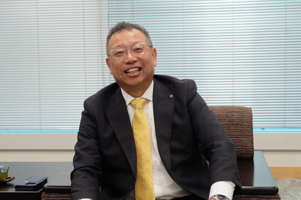 新社長に聞く　YUASA・村山 英明社長「『つなぐ』進化させ、新たな機能を『つくる』」